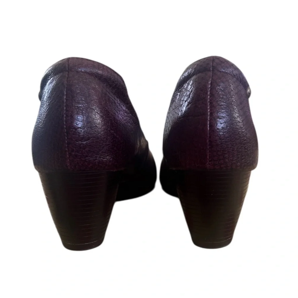 Hush puppies, Elegant Plum Wedge Shoes